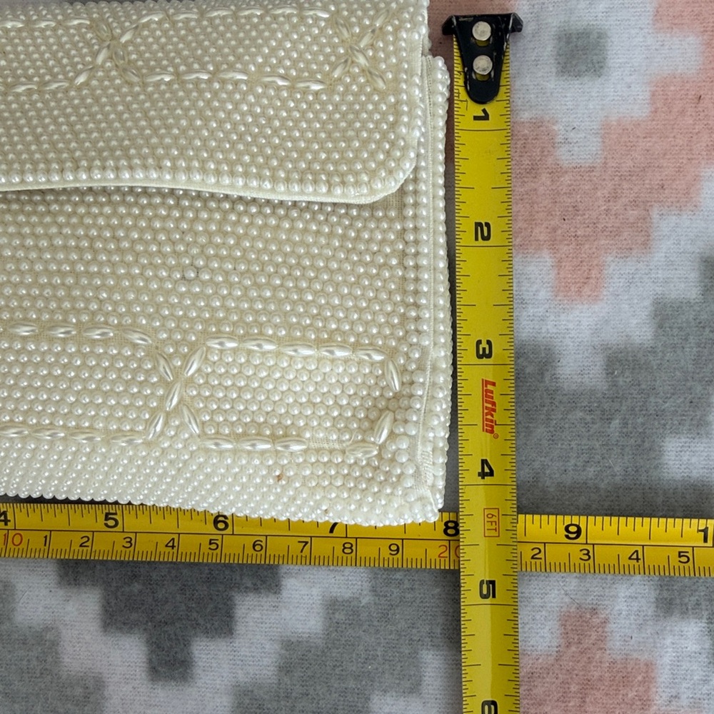 Japan Elegant Cream Beaded Clutch Wallet - Picture 8 of 9
